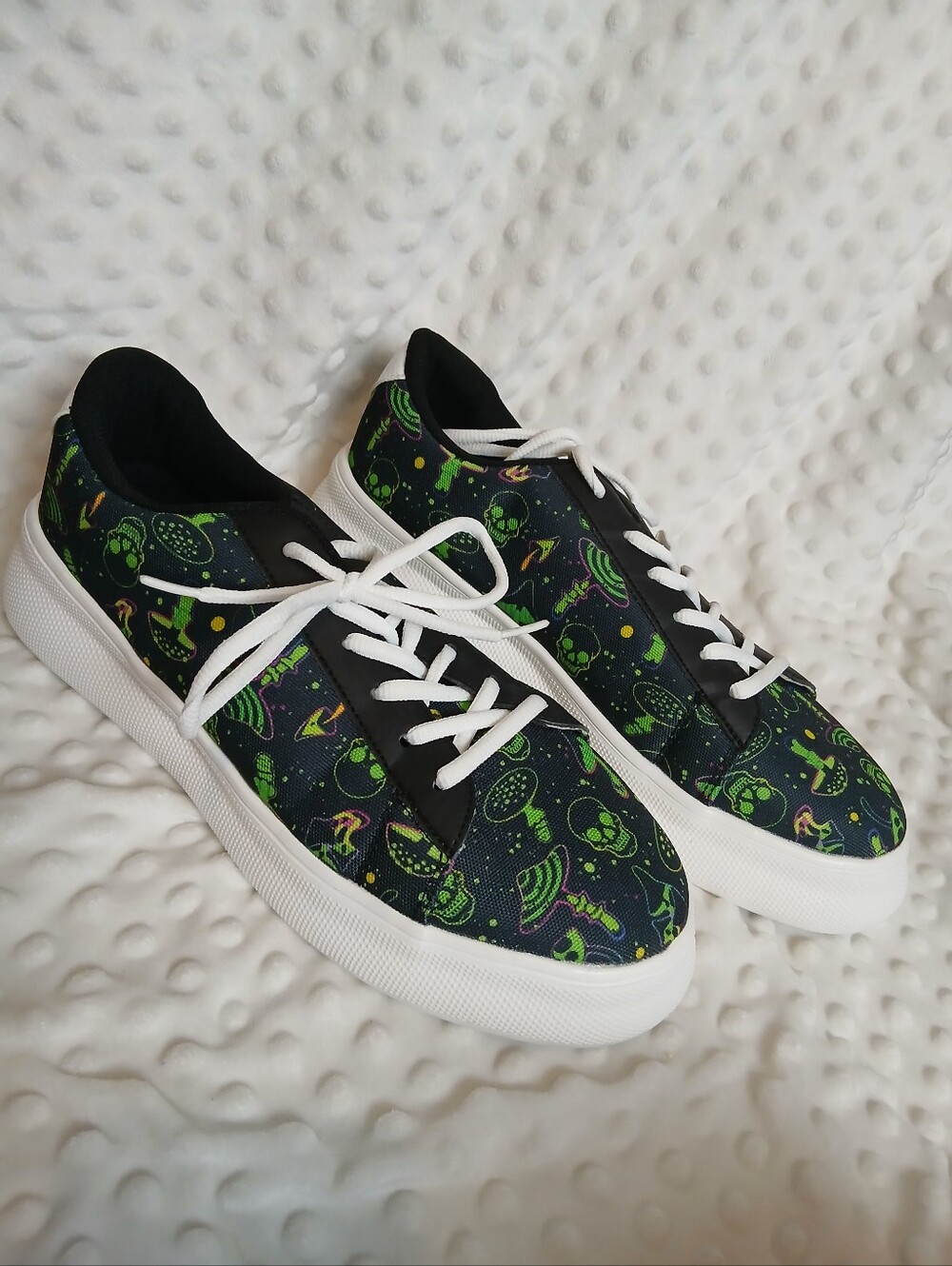 New Space Alien Mushroom Funky Design  Shoes Mens